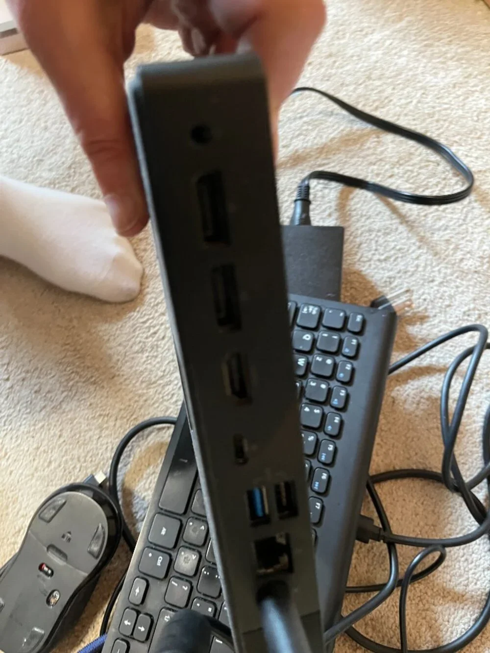 Dell Docking System, Wireless Key and Mouse, Power Cords (Great Bundl1)